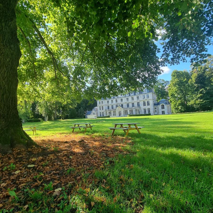 Brestot Les Ecuries Du Chateau De Brumare Bed & Breakfast エクステリア 写真