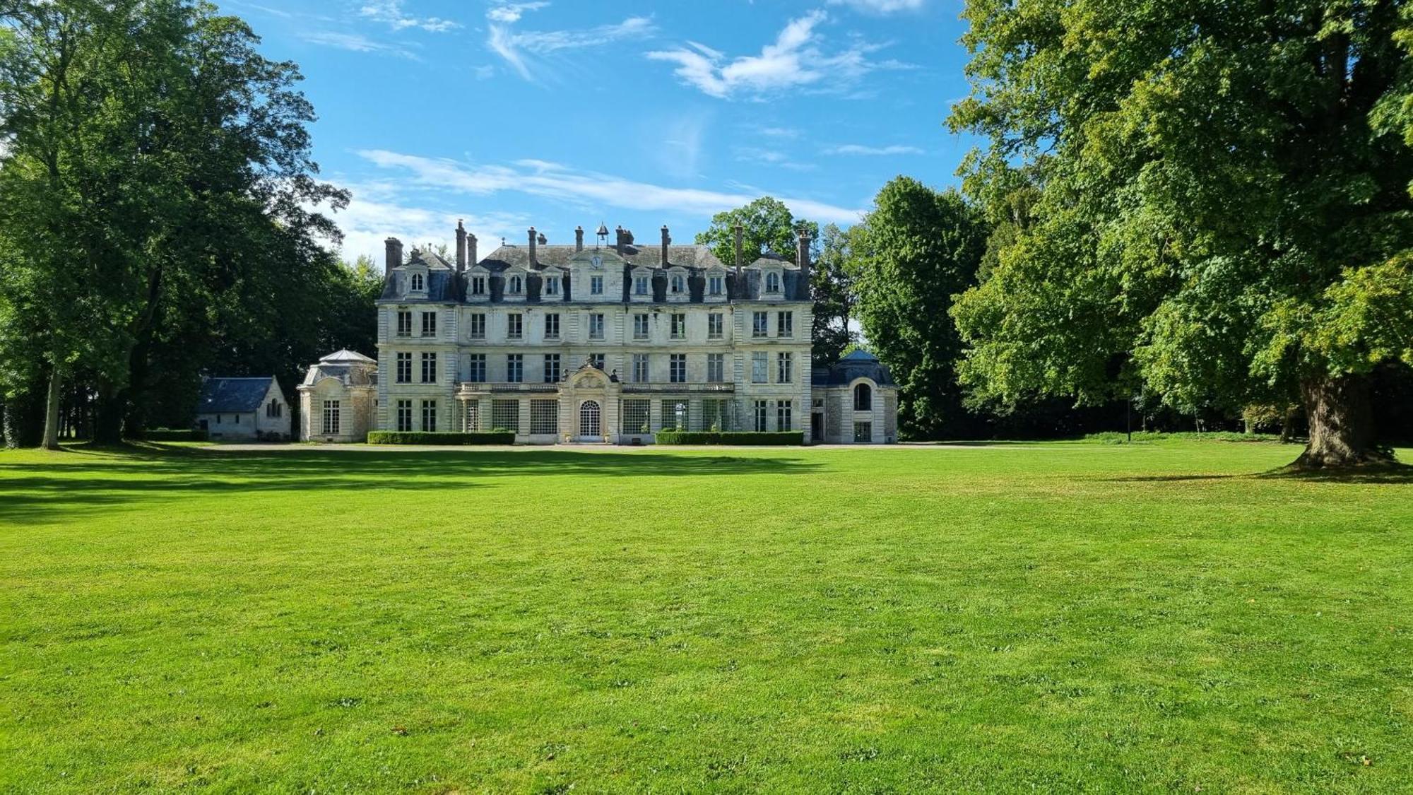 Brestot Les Ecuries Du Chateau De Brumare Bed & Breakfast エクステリア 写真